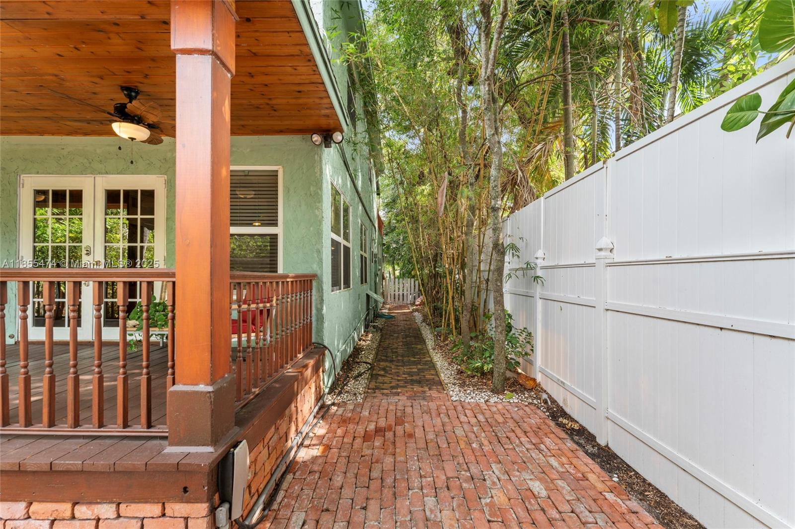 WAVERLY PLACE - Residential Lease