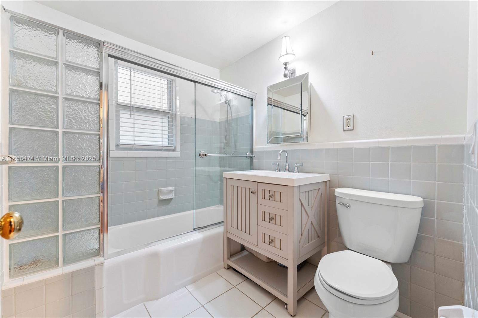 WAVERLY PLACE - Residential Lease