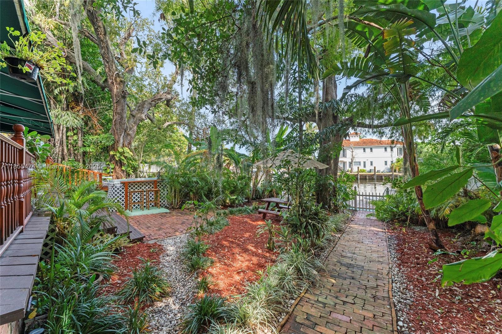 WAVERLY PLACE - Residential Lease