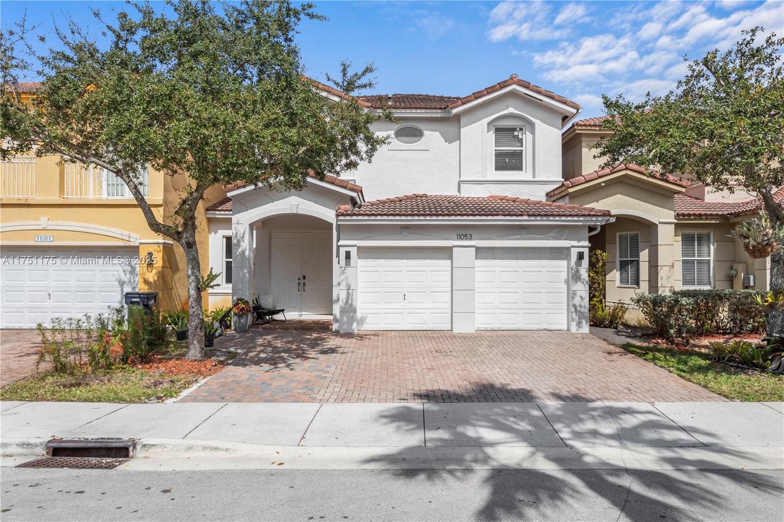 Property for Sale at 11053 Nw 87th St, Doral, Miami-Dade County, Florida - Bedrooms: 3 
Bathrooms: 3  - $780,000