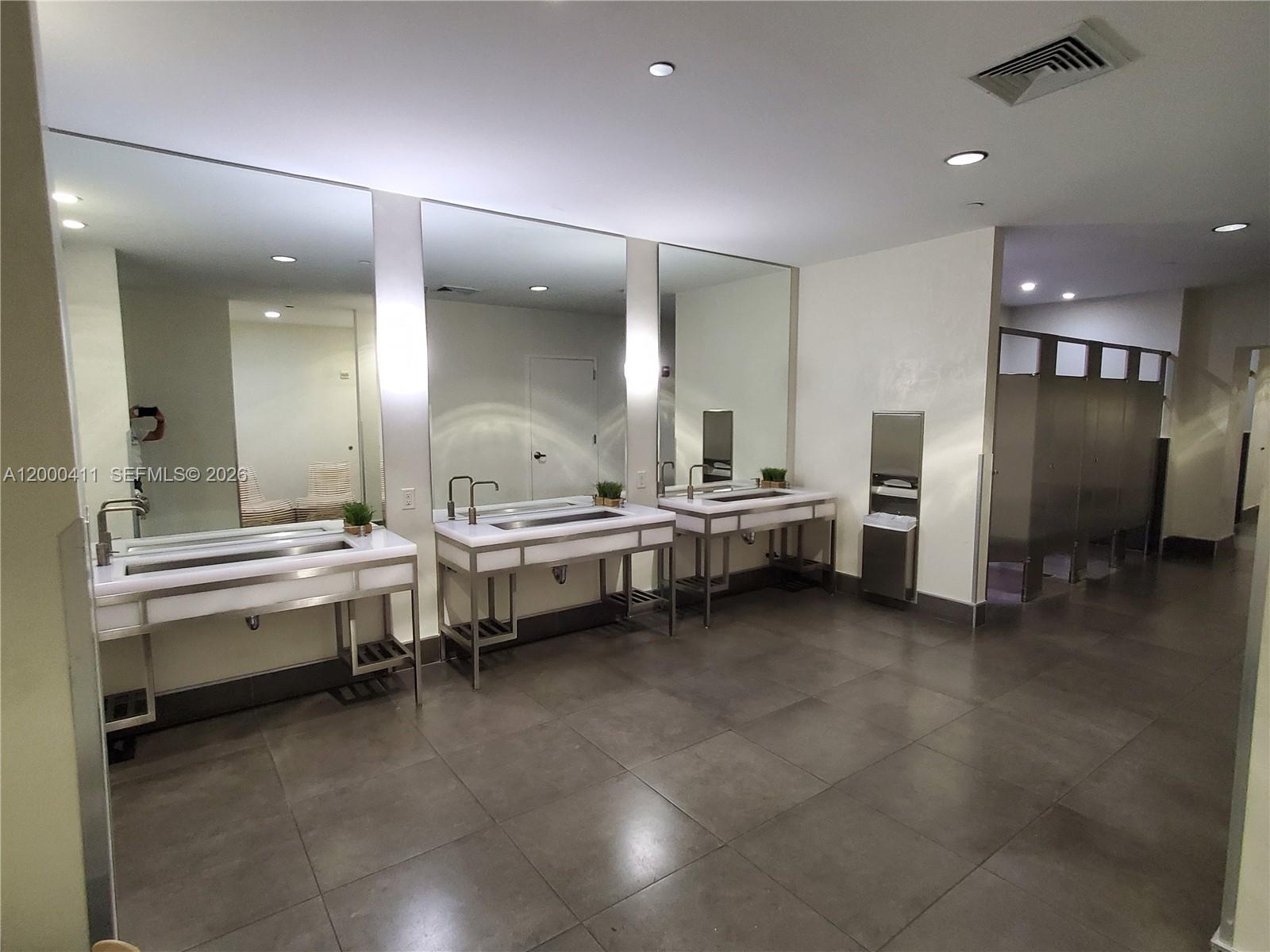 ARTECH RESIDENCES AT AVEN - Residential