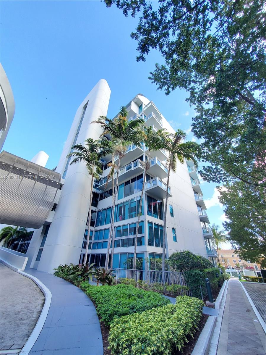 ARTECH RESIDENCES AT AVEN - Residential