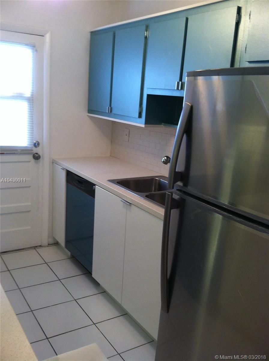 WINDSOR ESTATES NO 3 COND - Residential Lease