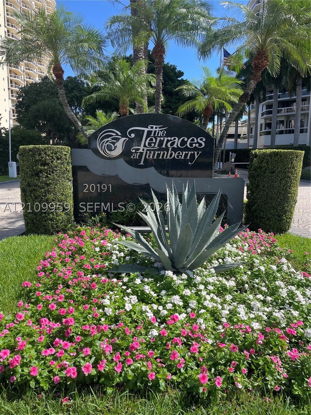 20191 E Country Club Dr