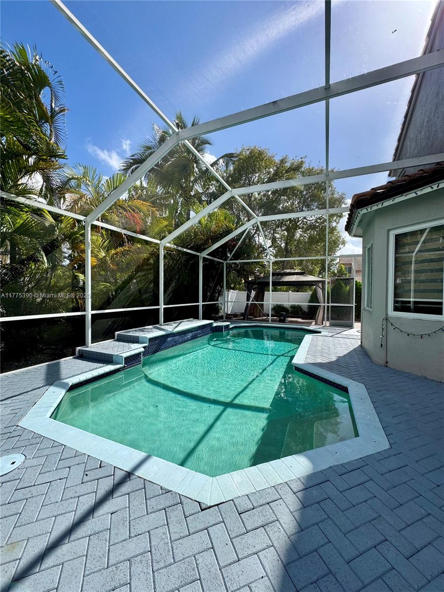 CHAPEL LAKE ESTATES - Residential