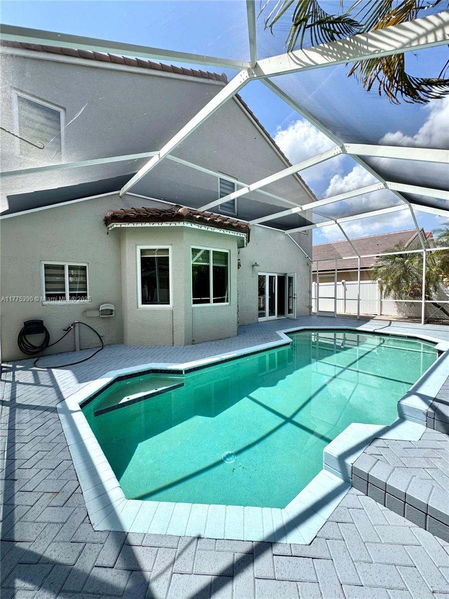 CHAPEL LAKE ESTATES - Residential