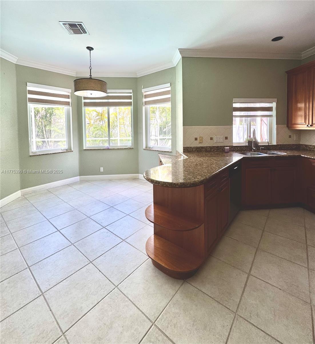 CHAPEL LAKE ESTATES - Residential