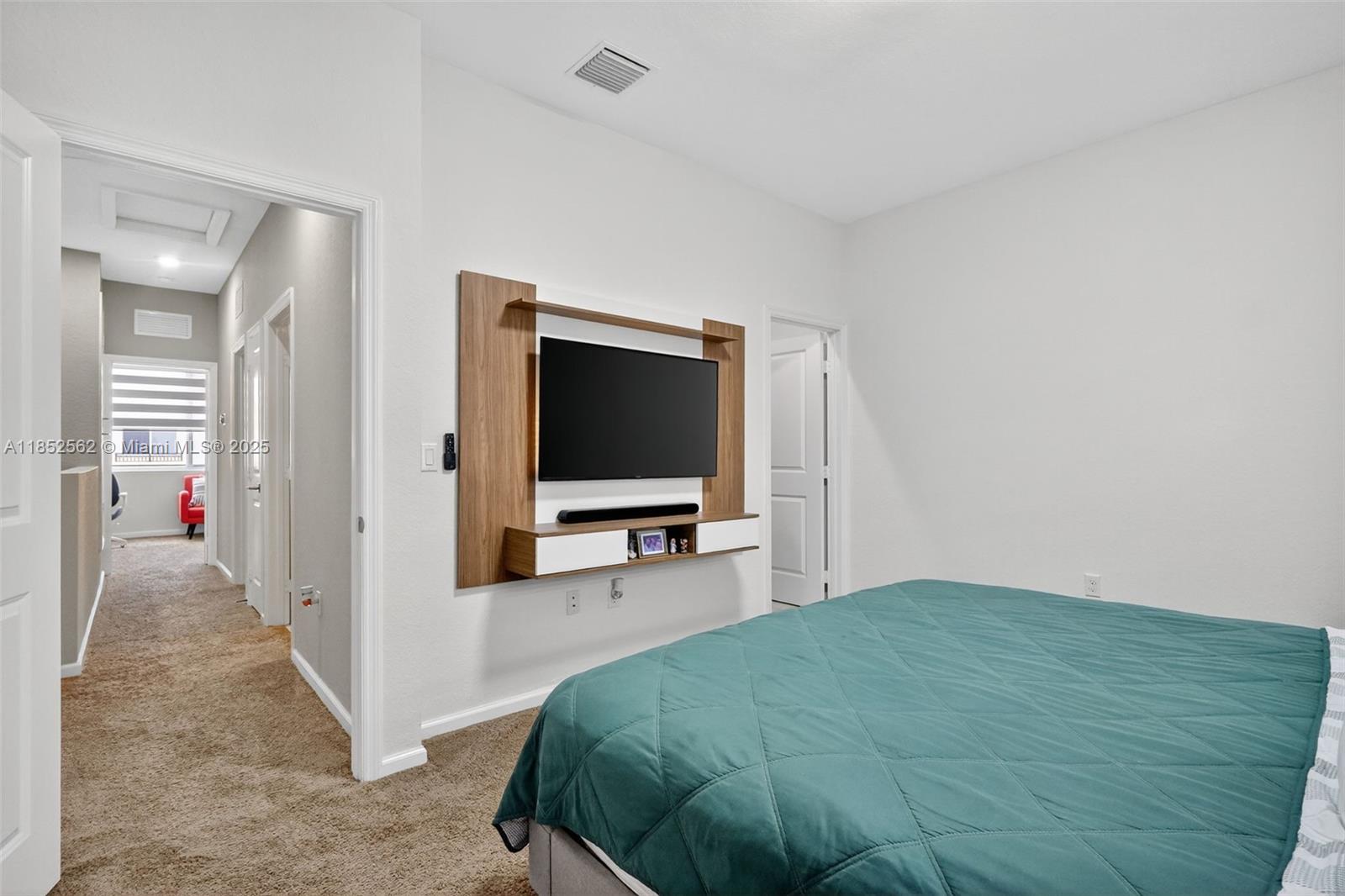 PRINCETON - Residential