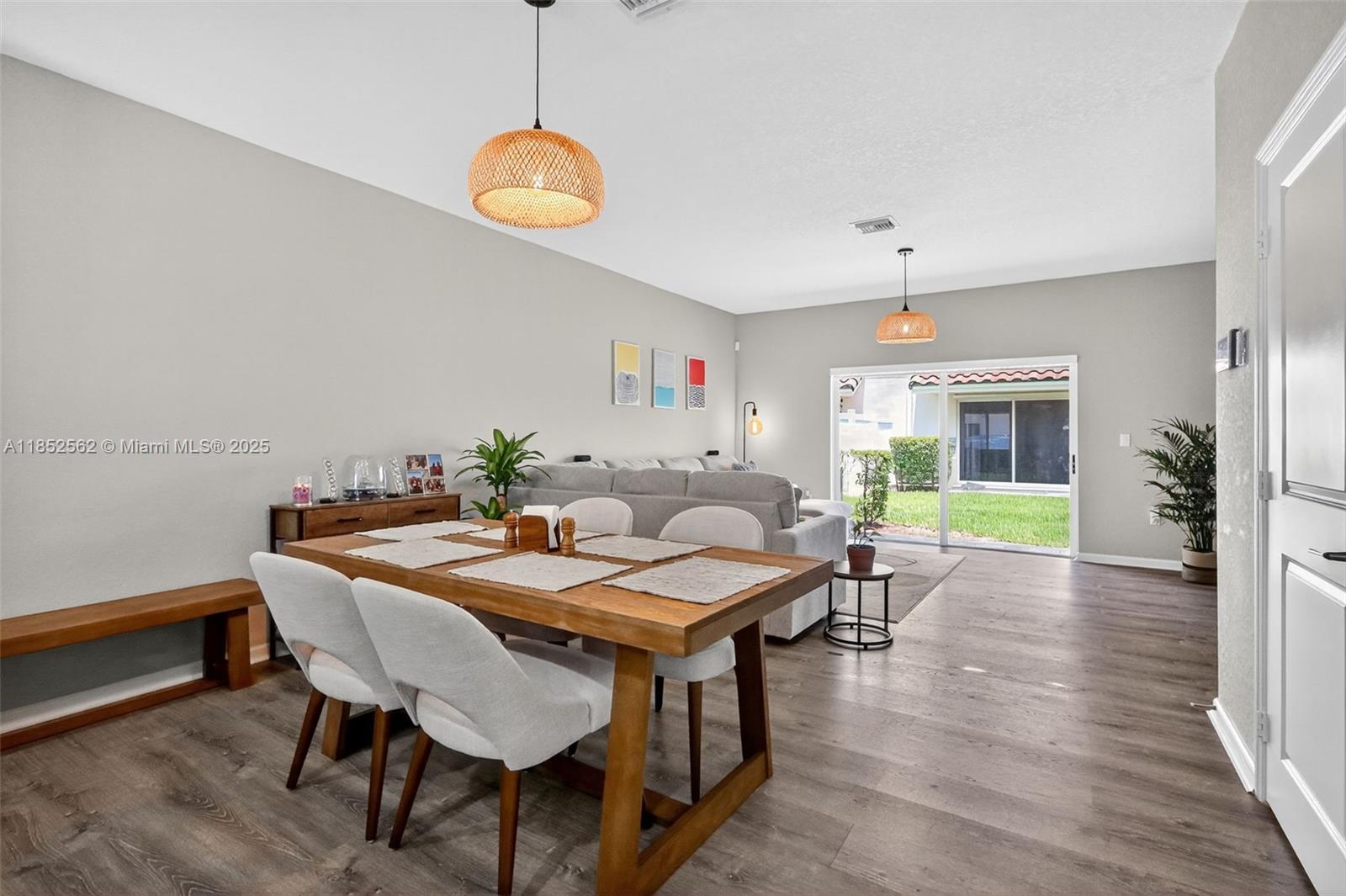 PRINCETON - Residential