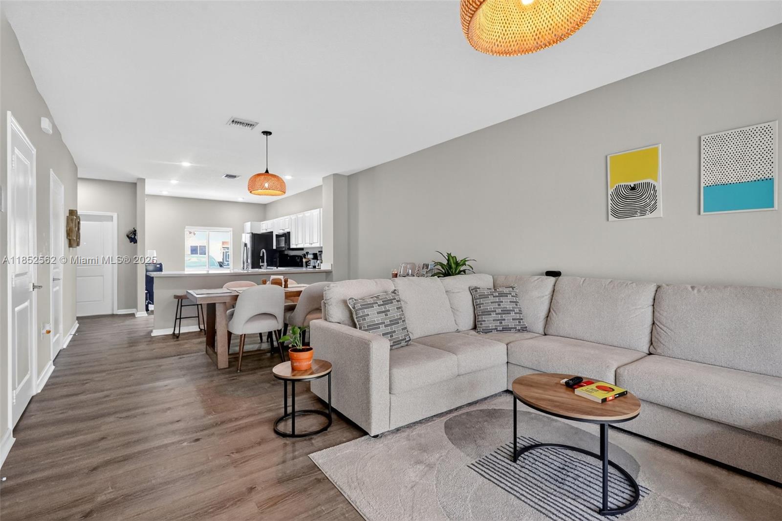 PRINCETON - Residential