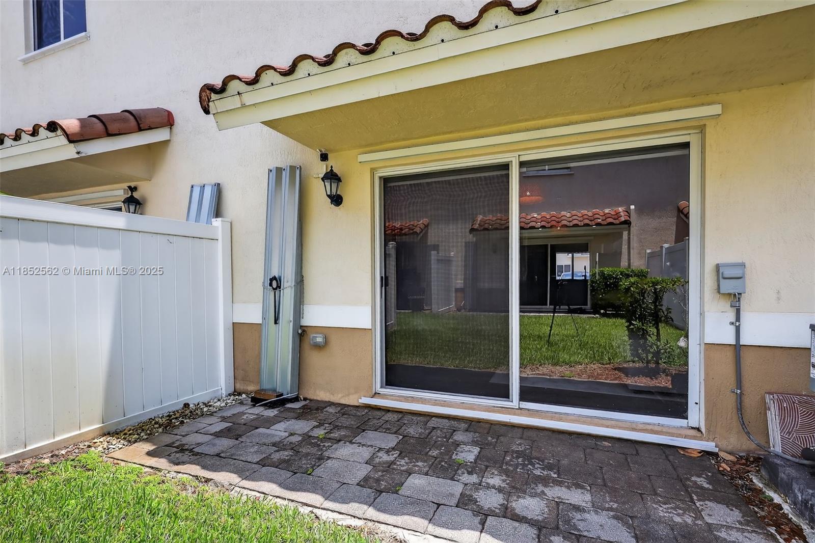 PRINCETON - Residential