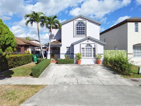 Photo of 13921 SW 164th St, Miami, FL 33177 (MLS # A11925450)