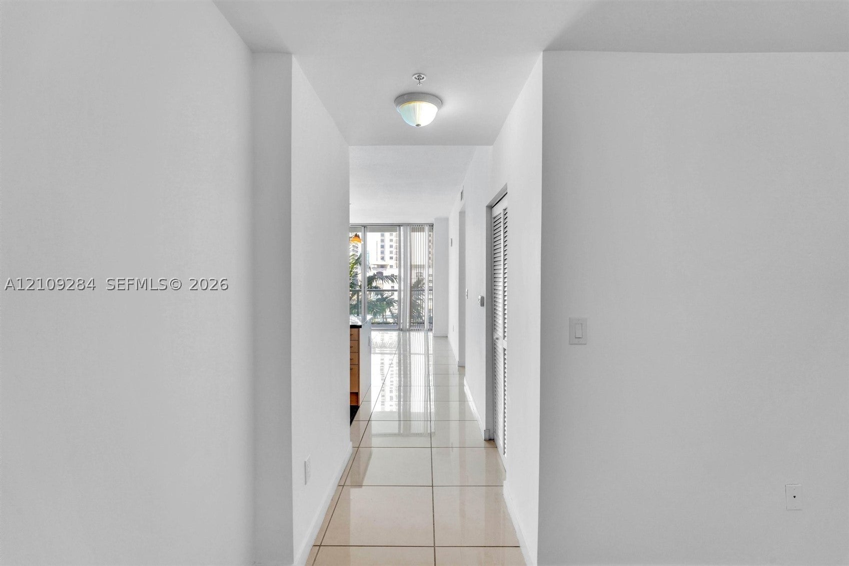 79 SW 12th St 1210