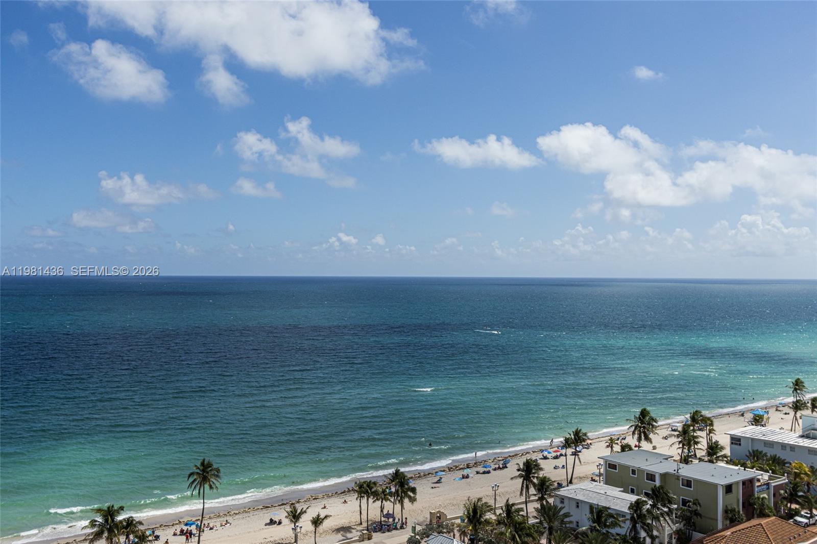 HOLLYWOOD TOWERS CONDO - Residential