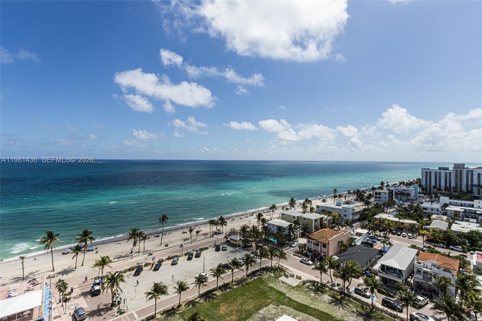 HOLLYWOOD TOWERS CONDO - Residential