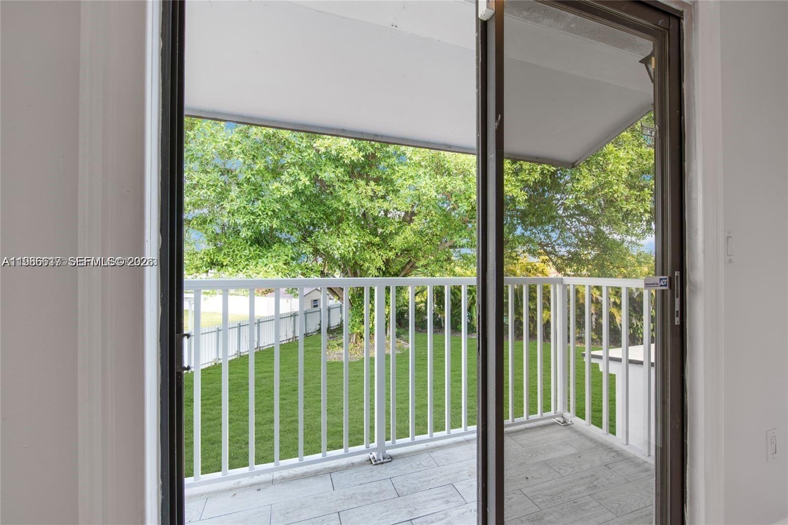 TROPICAL GARDENS ESTATES - Residential Lease