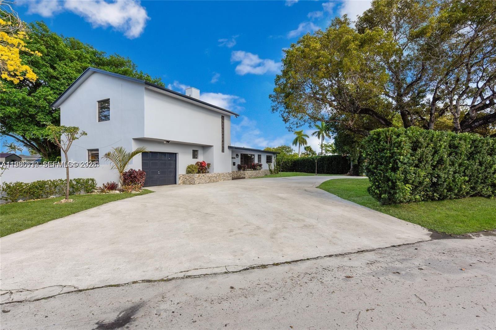 TROPICAL GARDENS ESTATES - Residential Lease