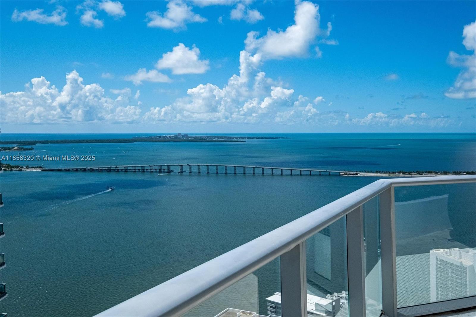 BRICKELLHOUSE CONDO - Residential