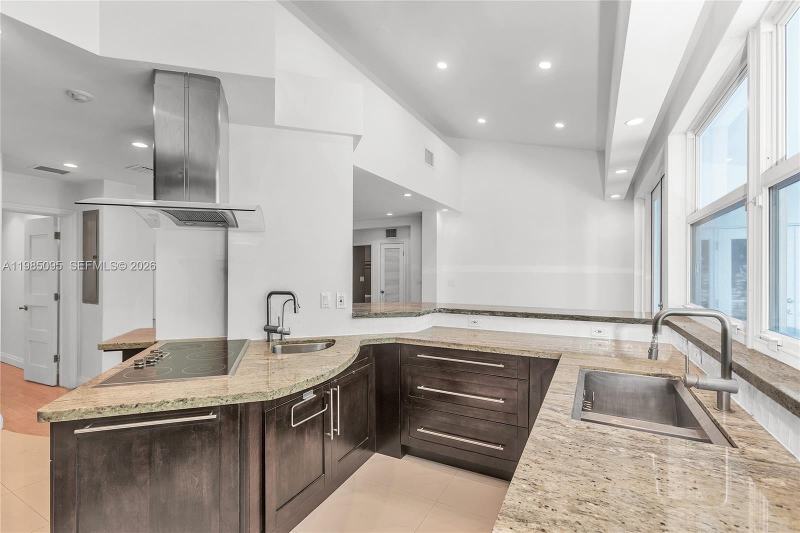 BELLE MEADE OF MIA SEC 1 - Residential Lease