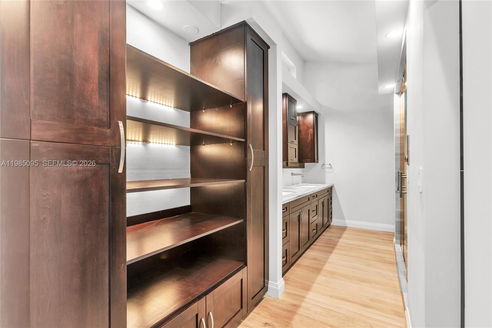 BELLE MEADE OF MIA SEC 1 - Residential Lease