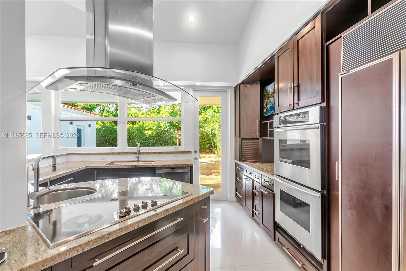 BELLE MEADE OF MIA SEC 1 - Residential Lease