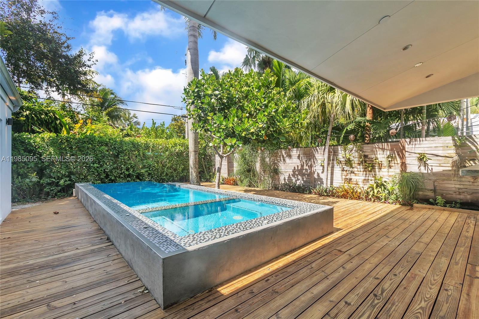 BELLE MEADE OF MIA SEC 1 - Residential Lease