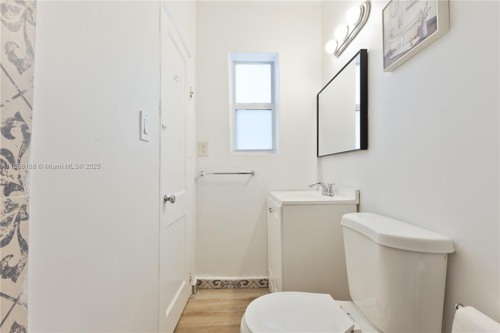 HOLLYWOOD SOUTH SIDE ADD - Residential Income