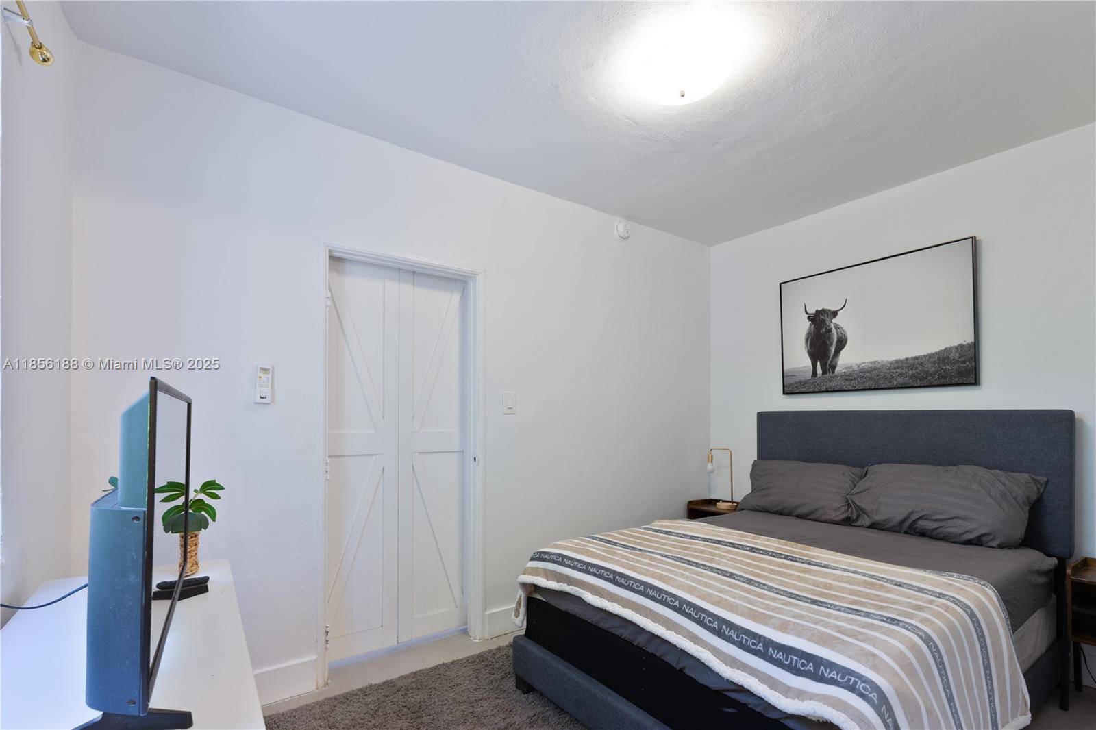 HOLLYWOOD SOUTH SIDE ADD - Residential Income