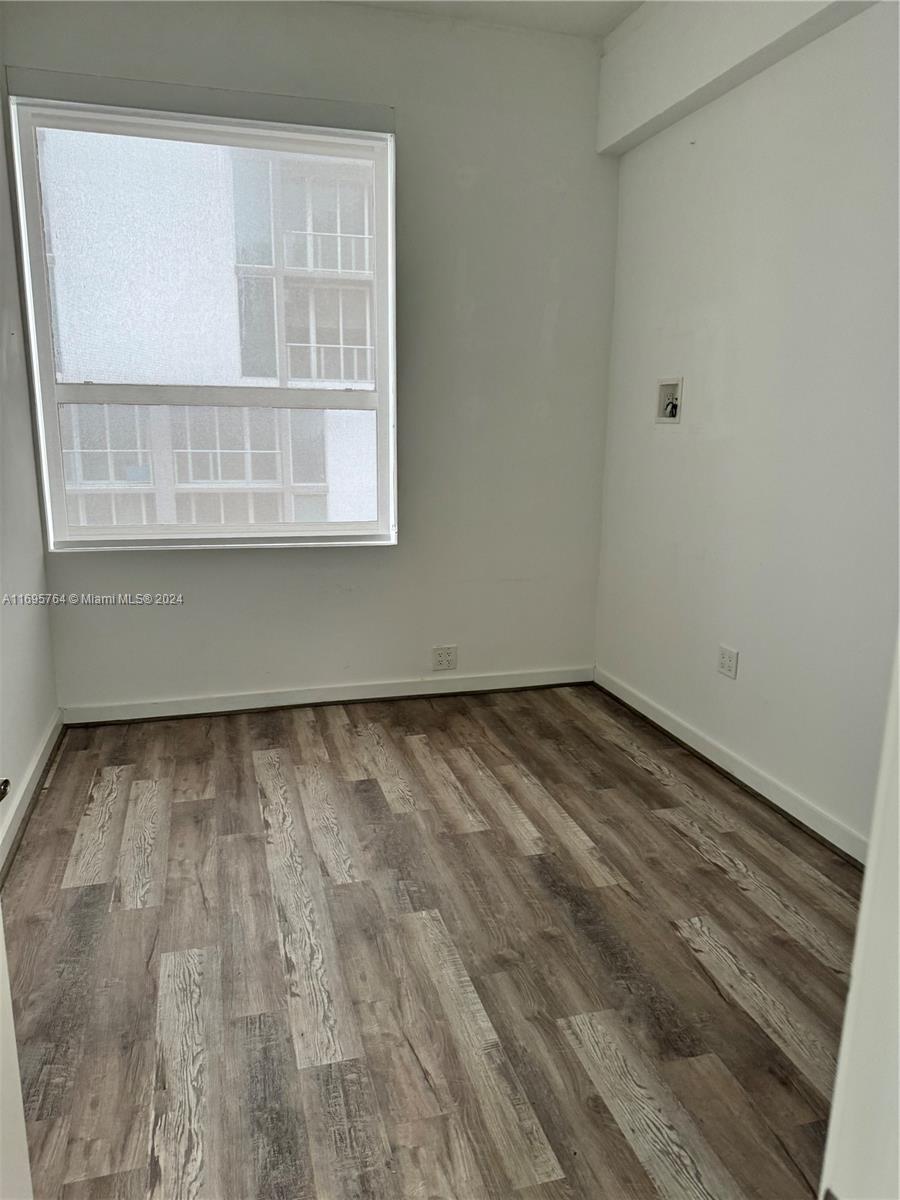 168 SE 1st St 1202