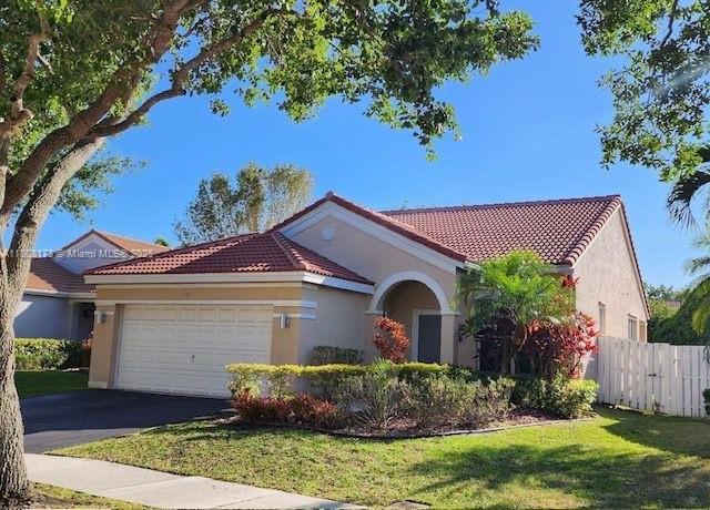Rental Property at 747 Sand Creek Cir, Weston, Broward County, Florida - Bedrooms: 3 
Bathrooms: 2  - $4,100 MO.