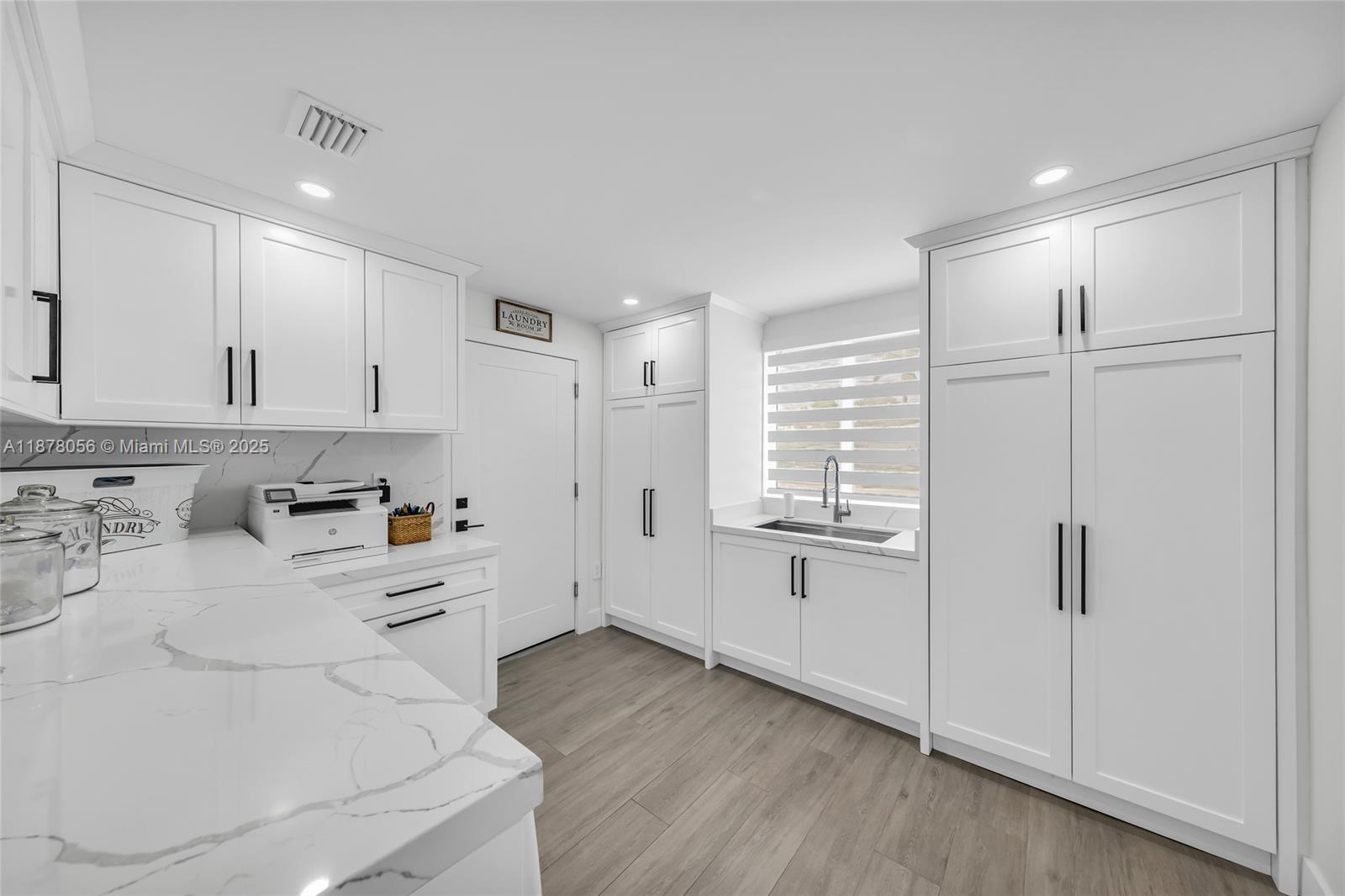 SOUTH NEW RIVER ISLES SEC - Residential