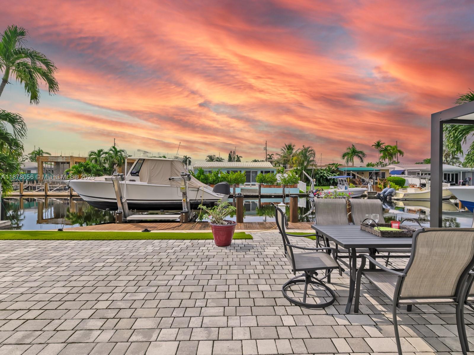 SOUTH NEW RIVER ISLES SEC - Residential