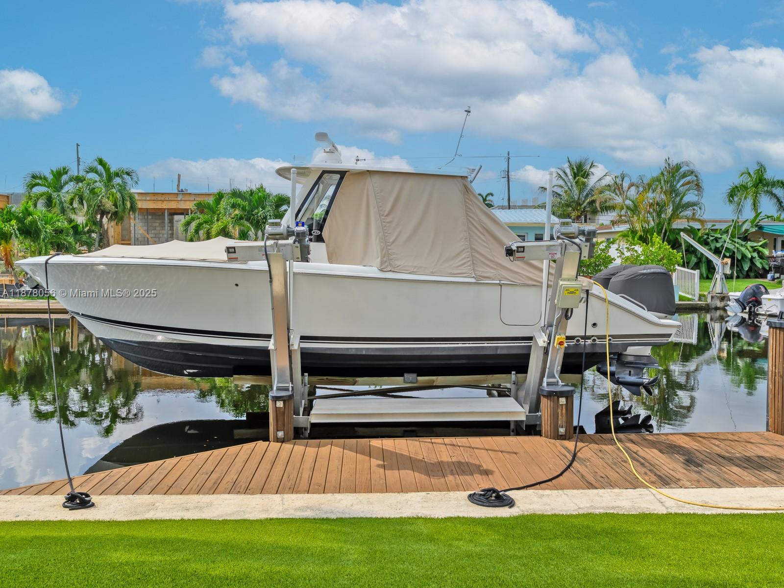 SOUTH NEW RIVER ISLES SEC - Residential