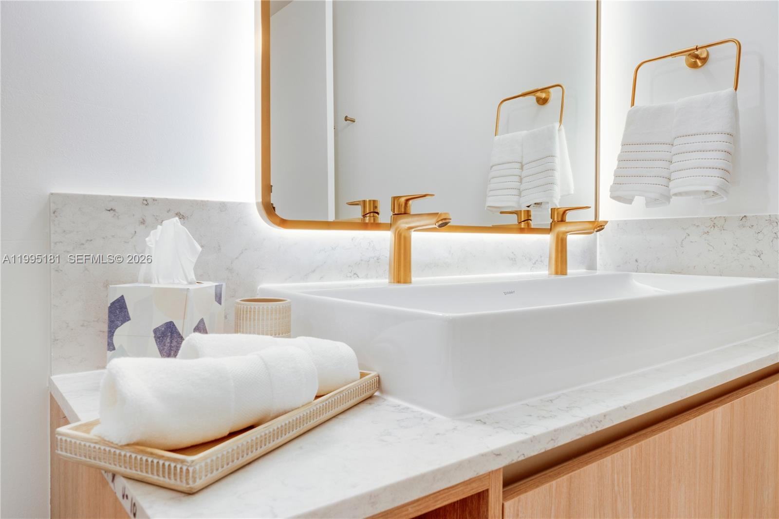 THE GALE RESIDENCES - Residential