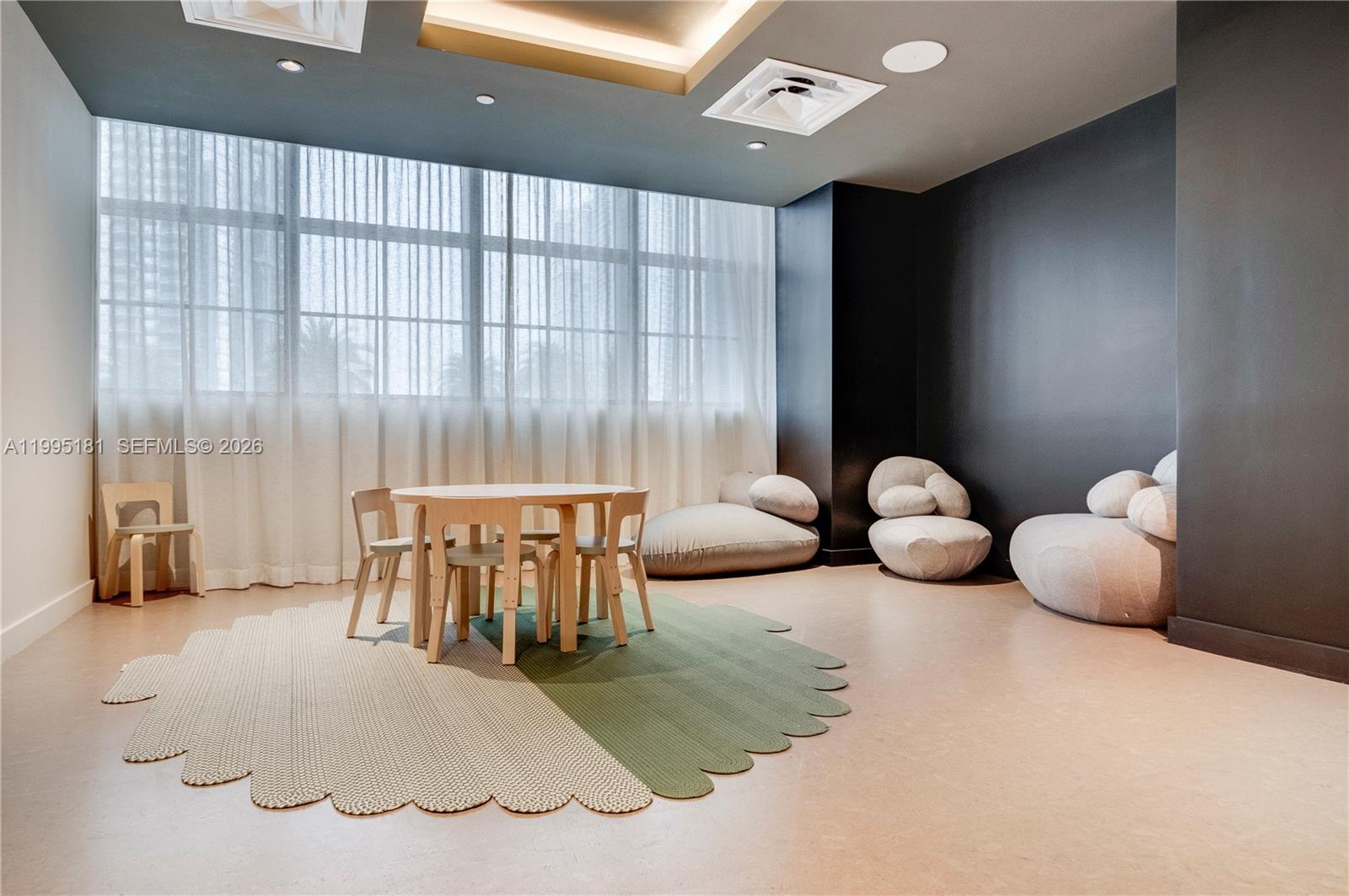 THE GALE RESIDENCES - Residential