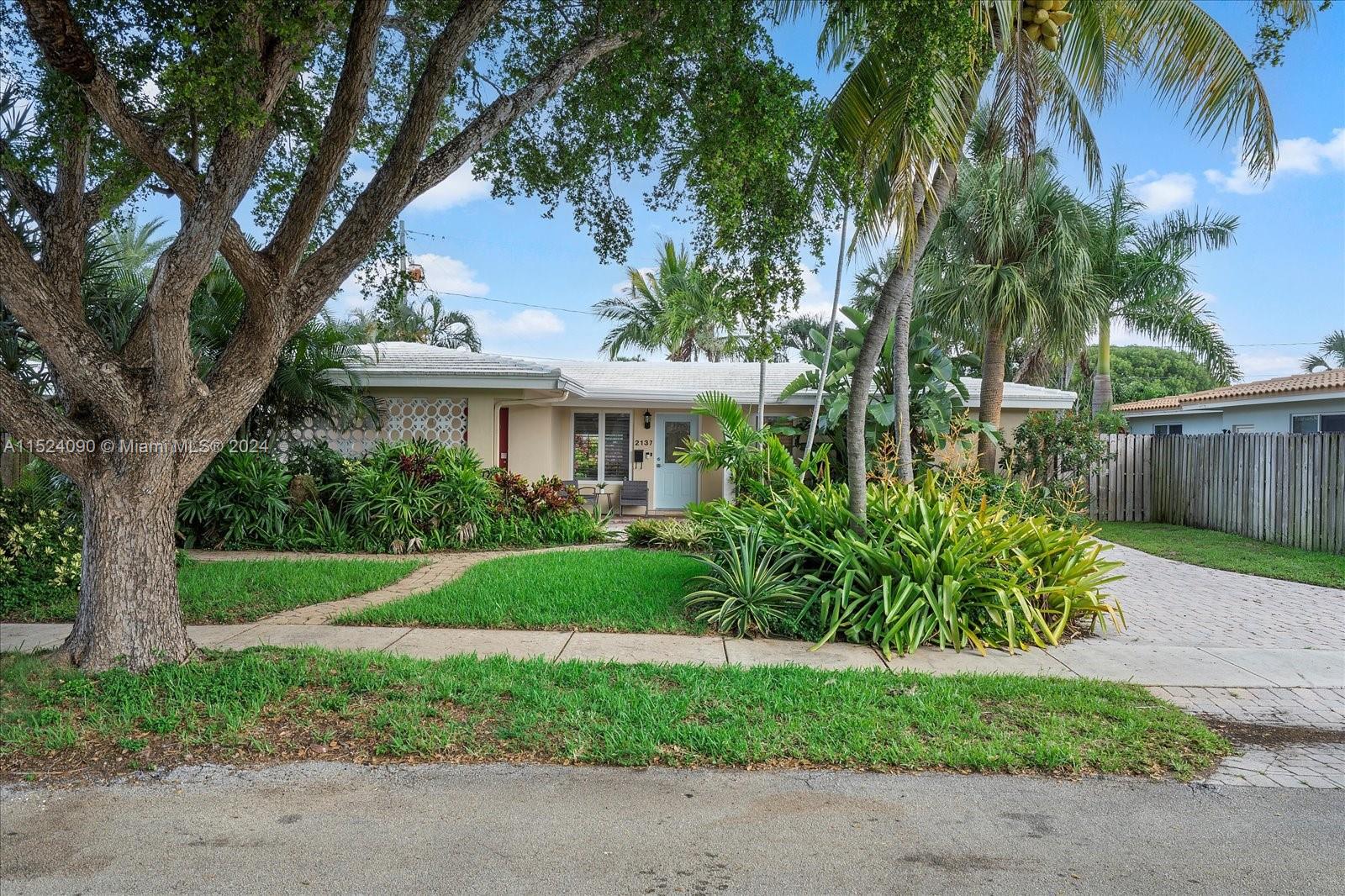 Property for Sale at 2137 Ne 58th Ct, Fort Lauderdale, Broward County, Florida - Bedrooms: 2 
Bathrooms: 2  - $699,000
