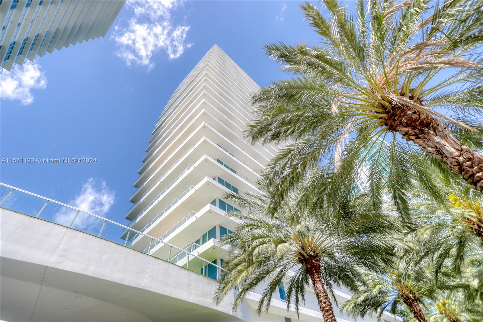 THE BENTLEY BAY CONDO - Residential Lease