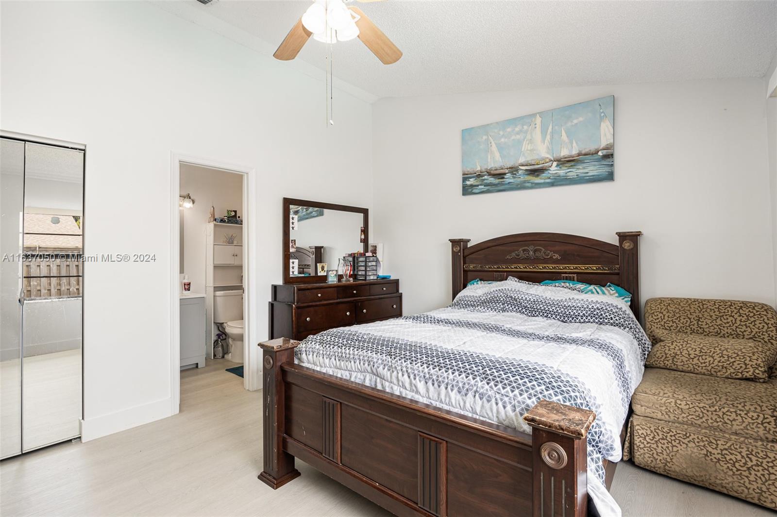 NORTH LAUDERDALE LANDINGS - Residential