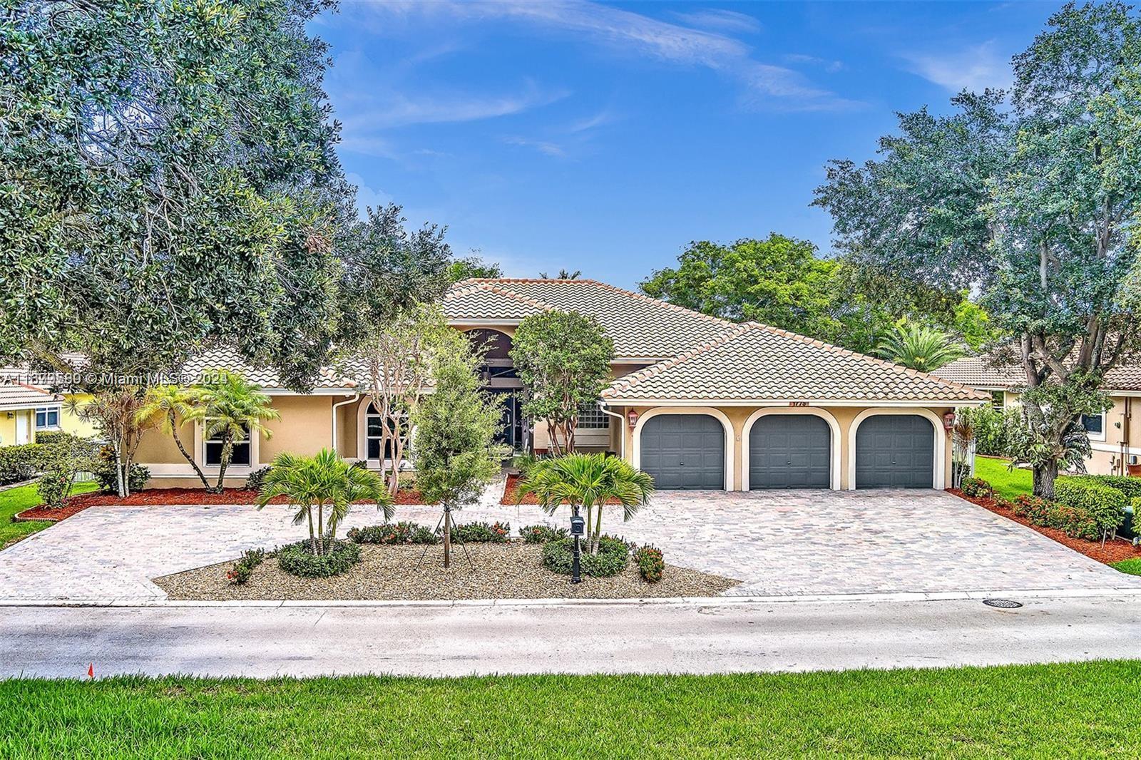 Property for Sale at 1775 W Eagle Trace Blvd W Blvd, Coral Springs, Broward County, Florida - Bedrooms: 4 
Bathrooms: 5  - $989,999