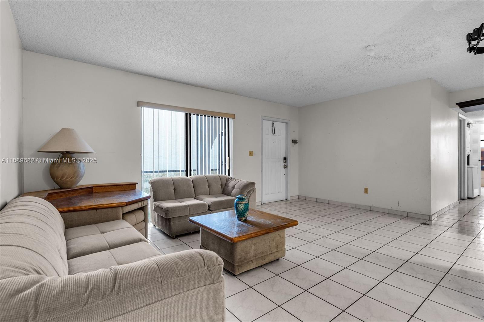 MOORS POINTE CONDO - Residential