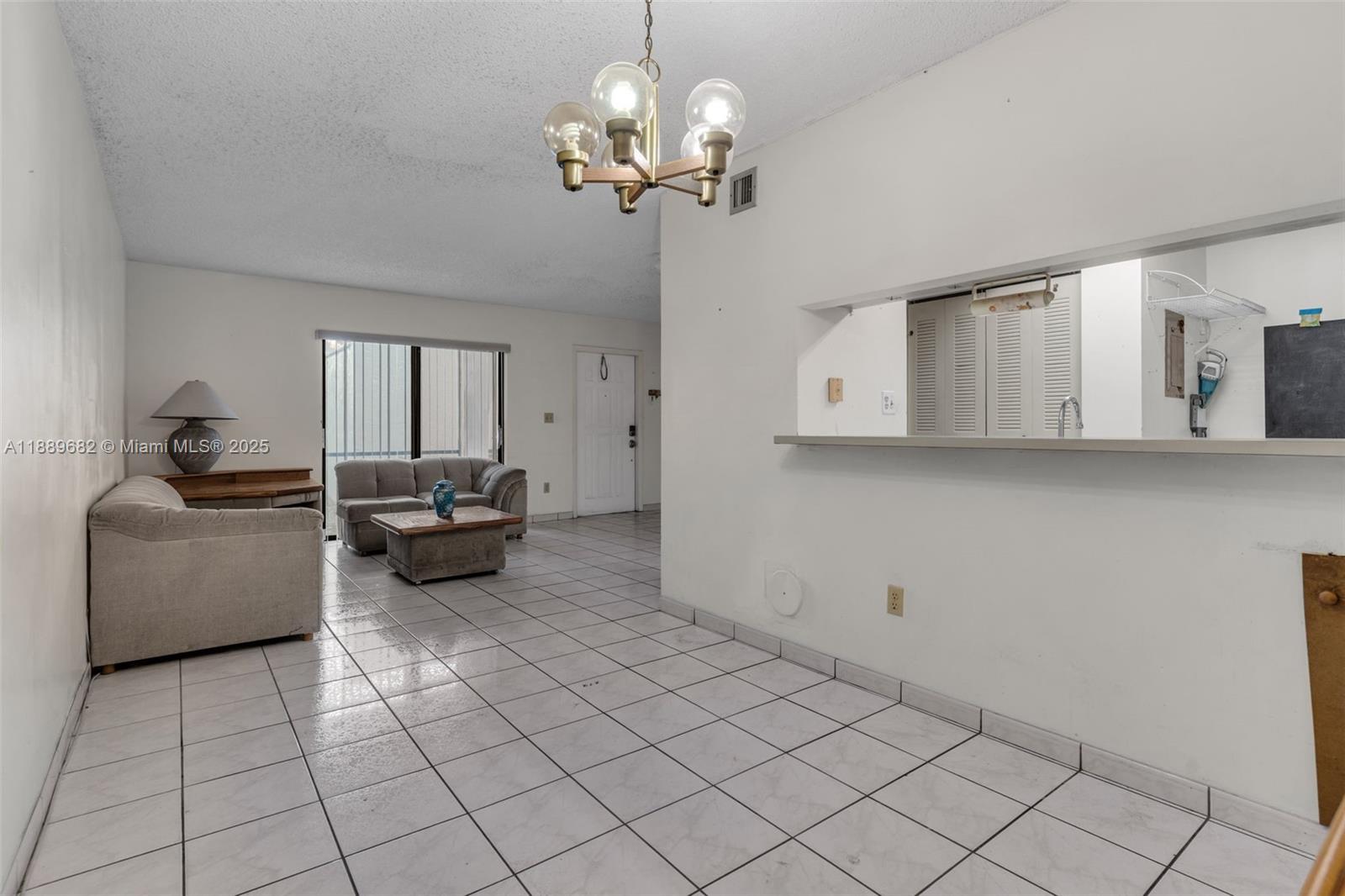 MOORS POINTE CONDO - Residential