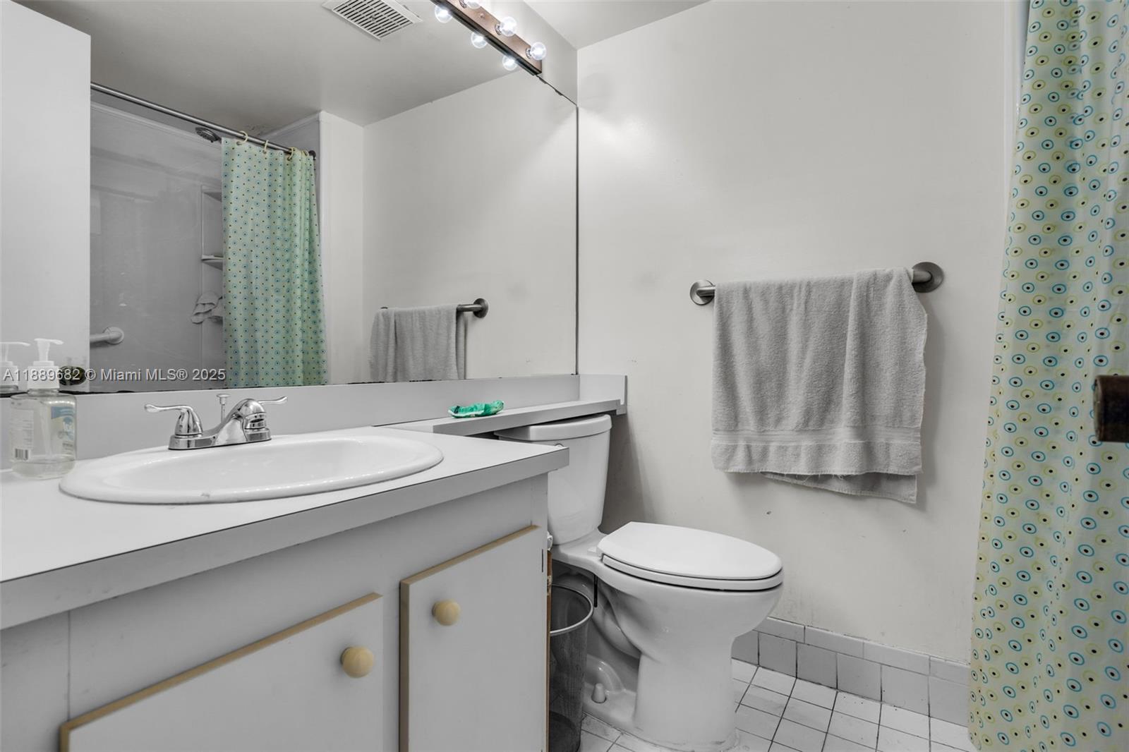 MOORS POINTE CONDO - Residential