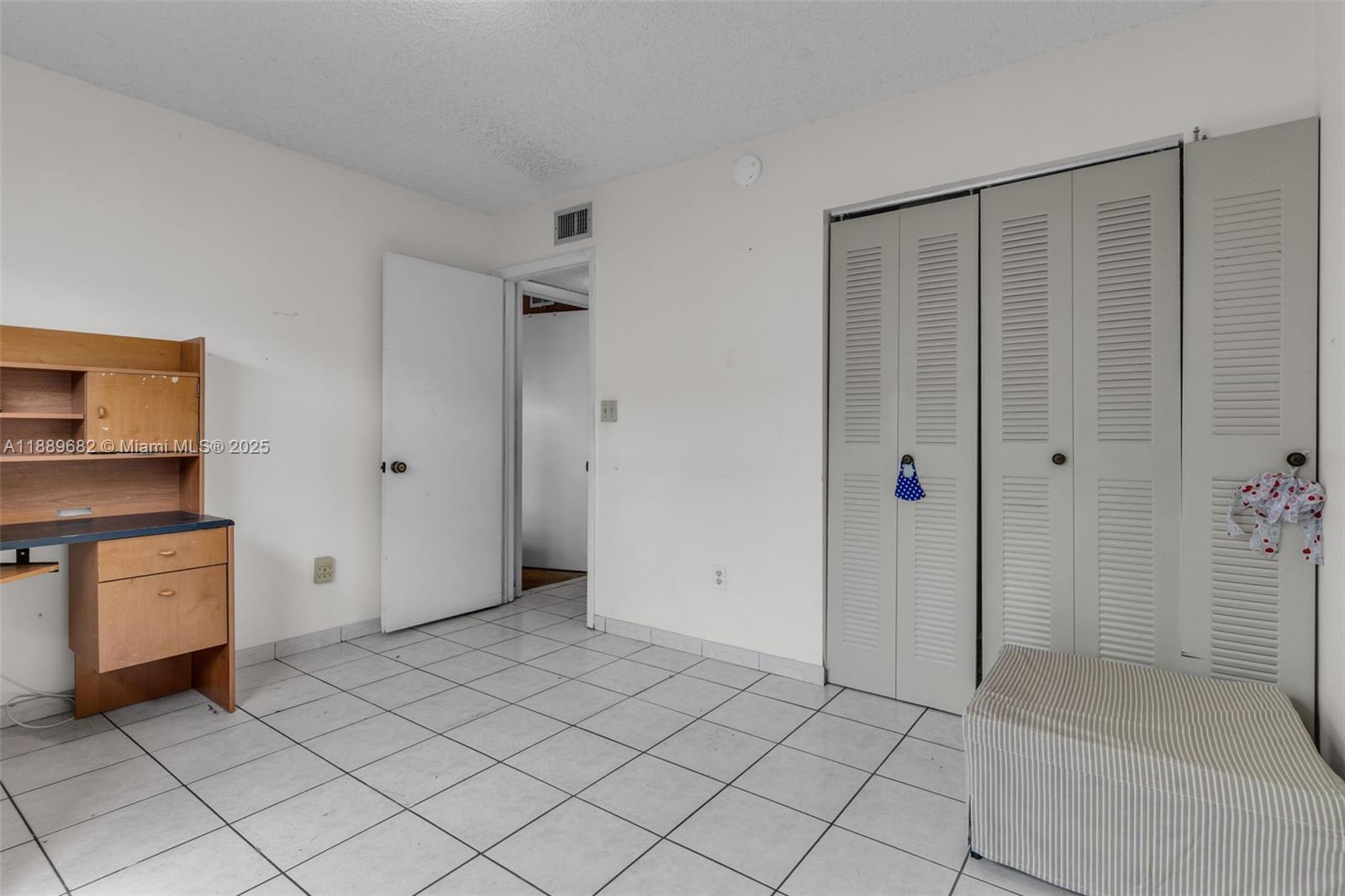 MOORS POINTE CONDO - Residential