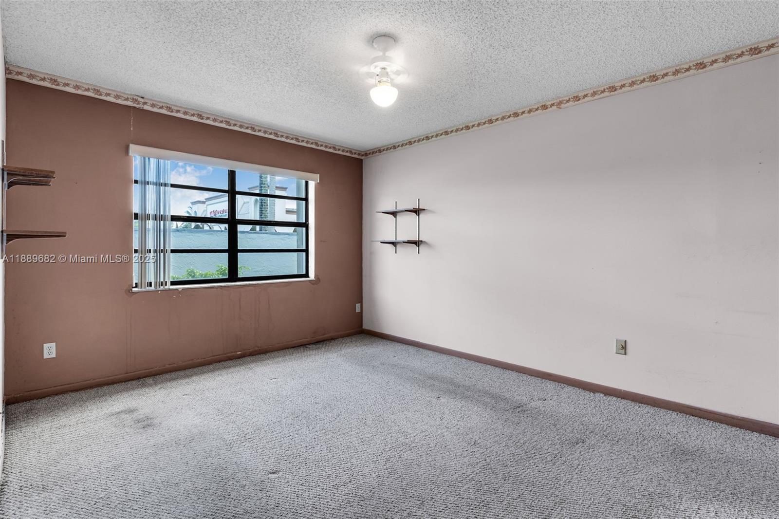 MOORS POINTE CONDO - Residential