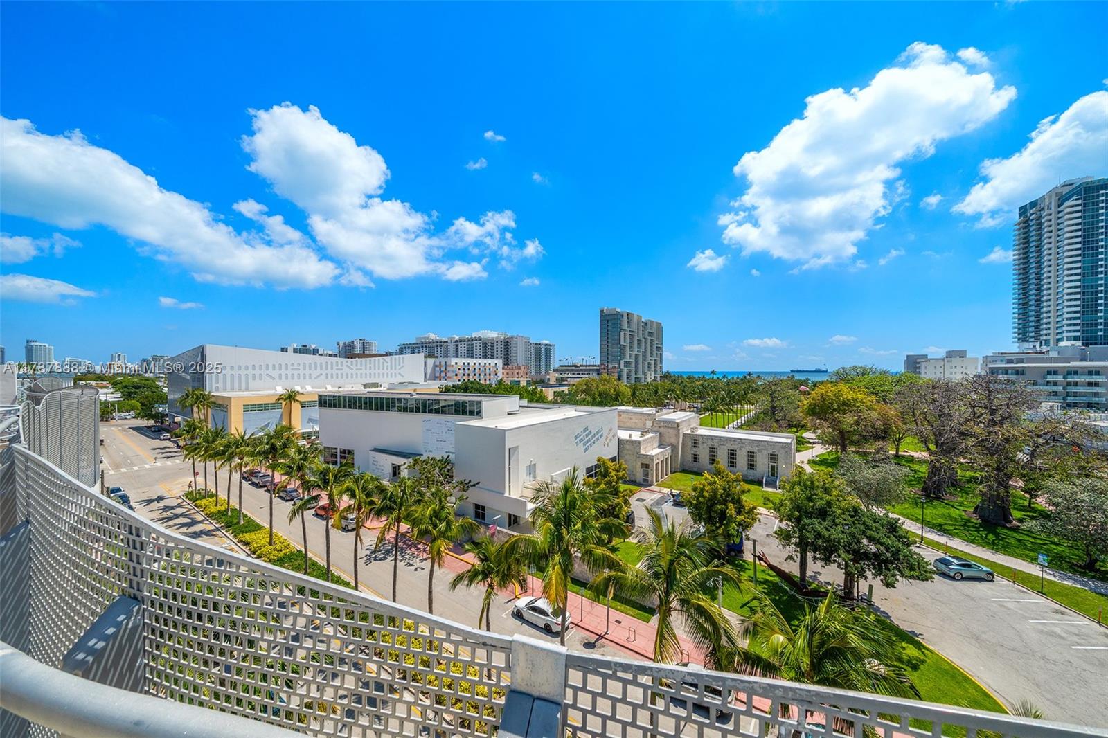 ARTEPARK SOUTH CONDO - Residential