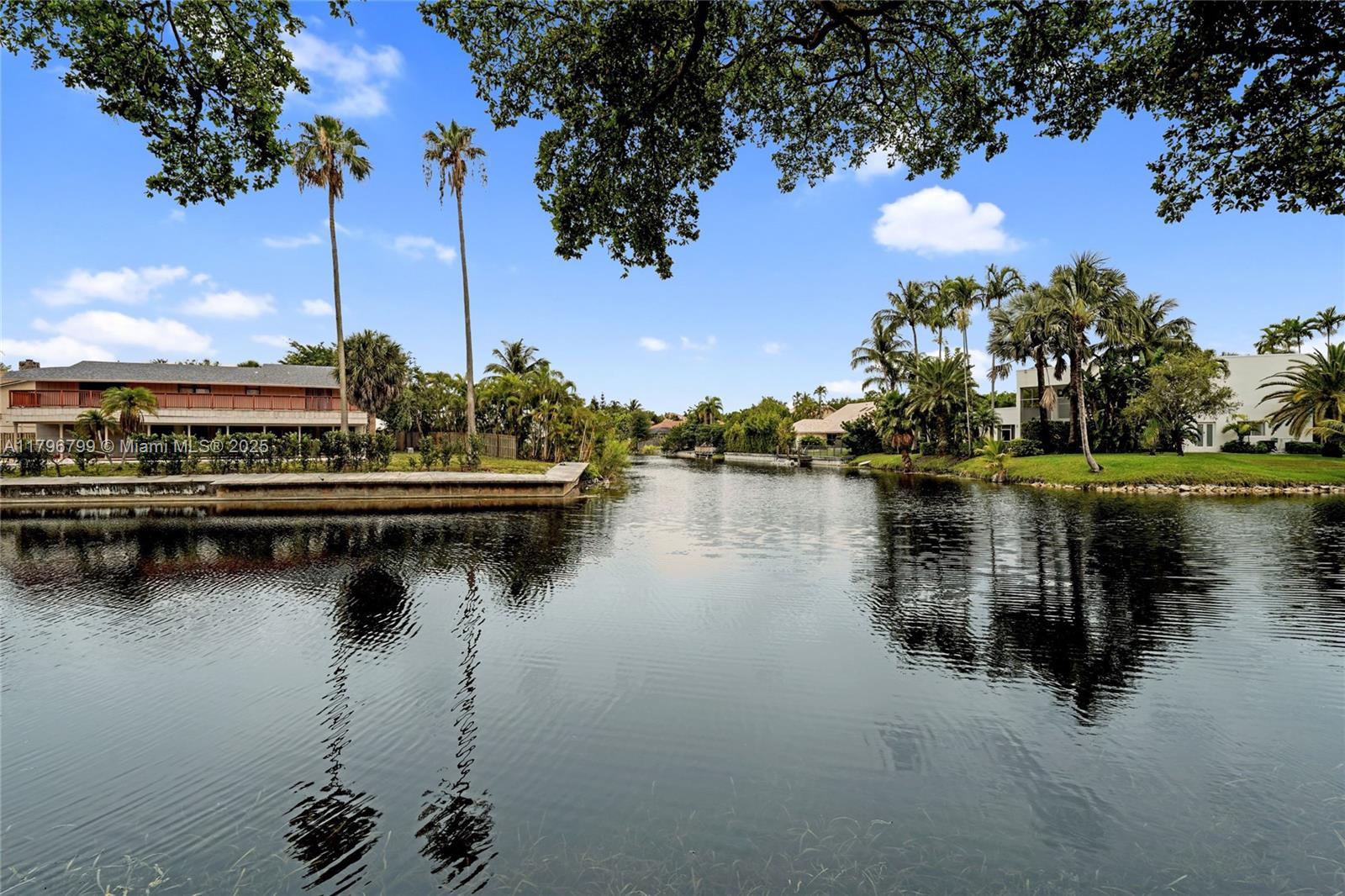 FAIRWAY COVE - Residential