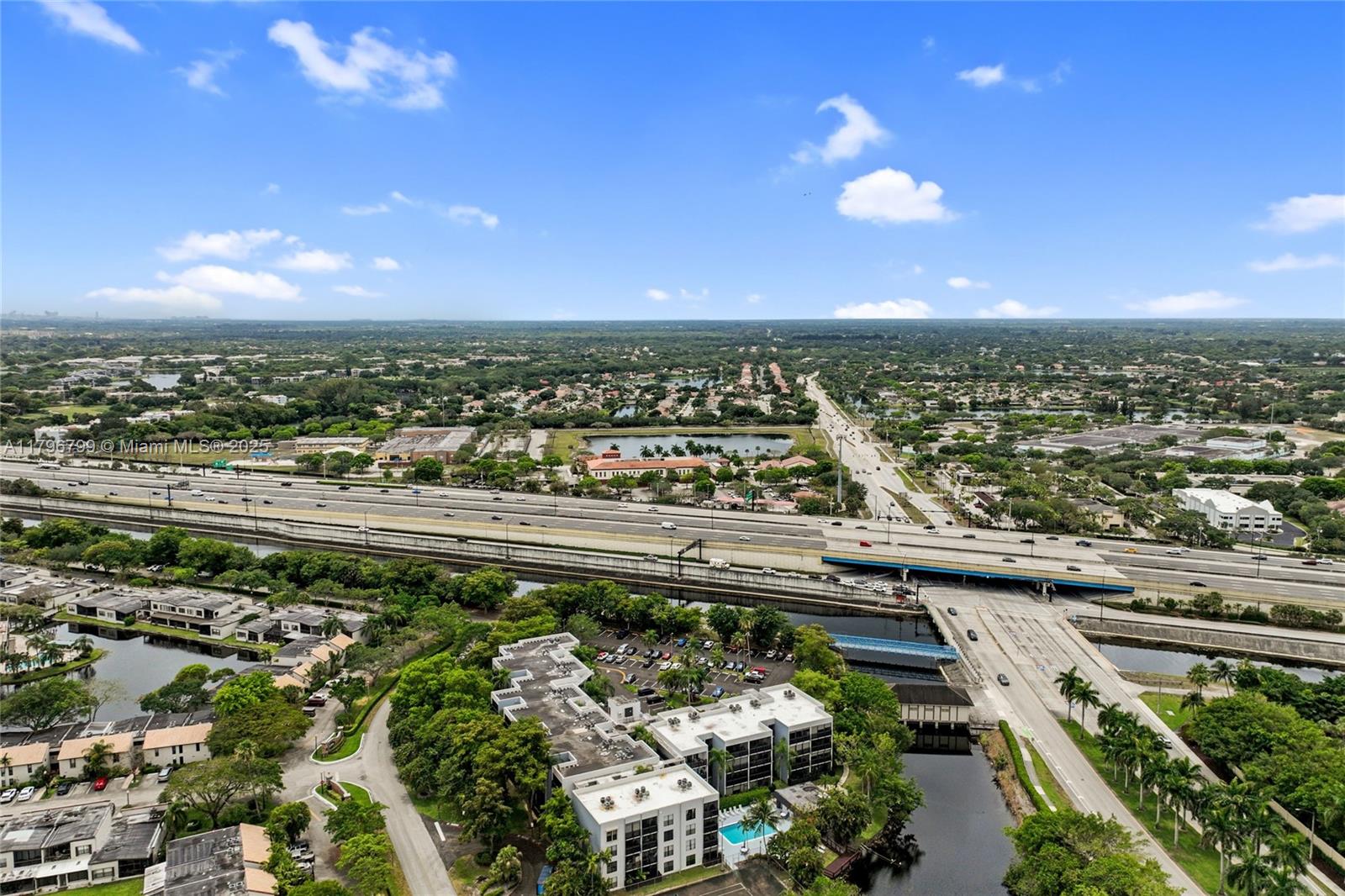 FAIRWAY COVE - Residential