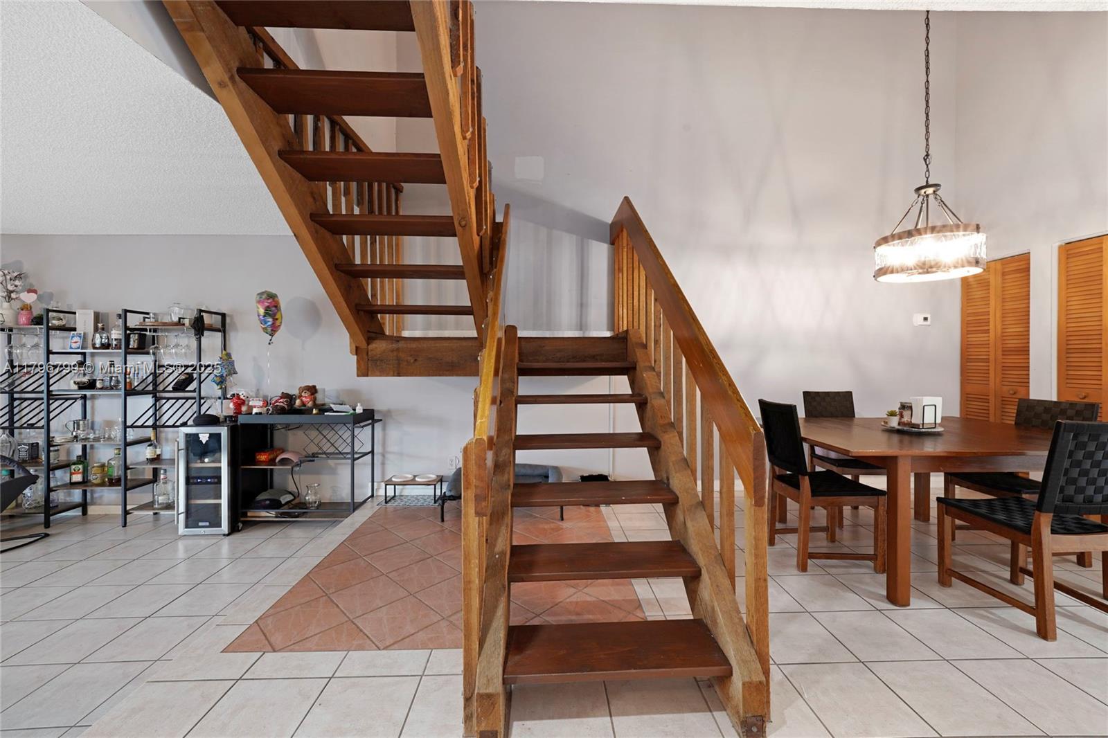 FAIRWAY COVE - Residential