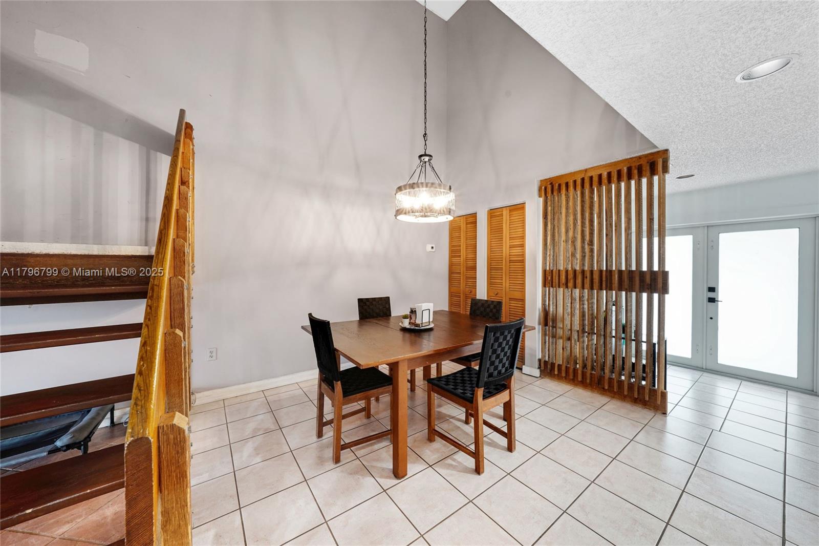 FAIRWAY COVE - Residential