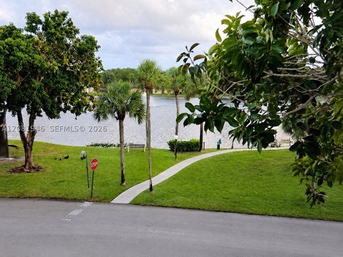 Photo of 301 Cambridge Rd #306, Hollywood, FL 33024 (MLS # A12081946)